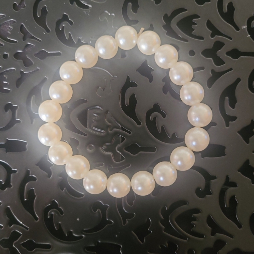 Faux Pearl Bracelet
